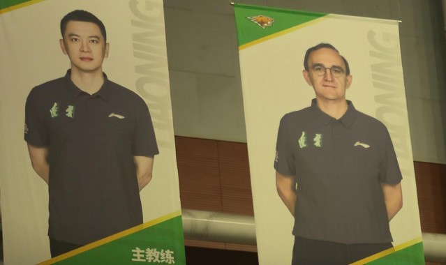 赛事直播-辽篮9点官宣PK福建！球迷向俱乐部提要求，杨鸣取代小刘总可行吗